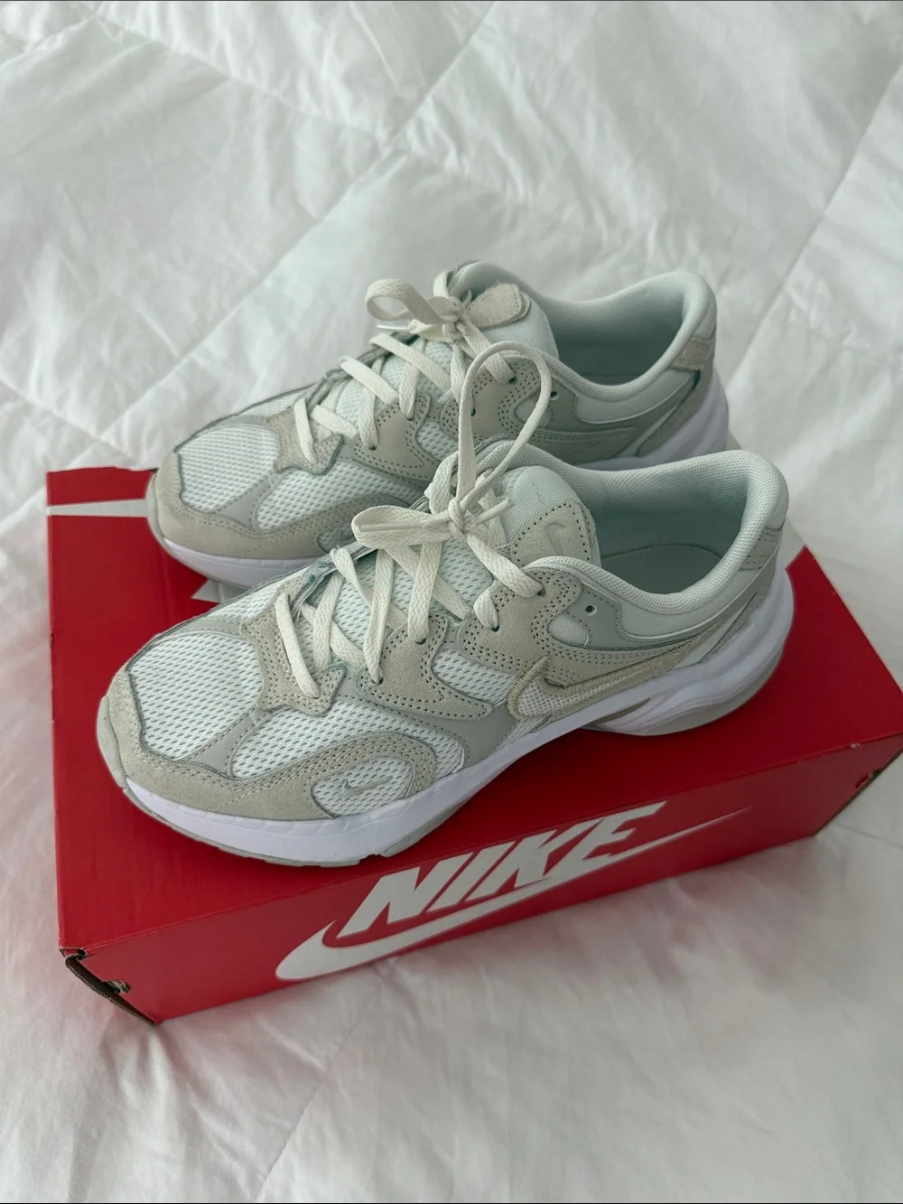 Nike AL8 Sneaker